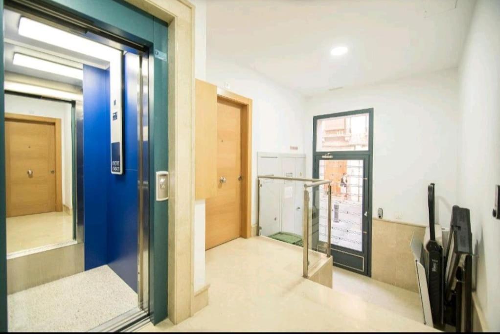 Apartamento Gran Via Granada Eksteriør billede